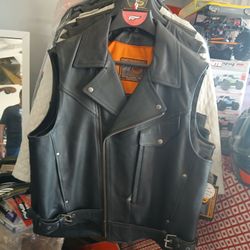 First Classic Leather Motorcycle Vest brand new size extra large