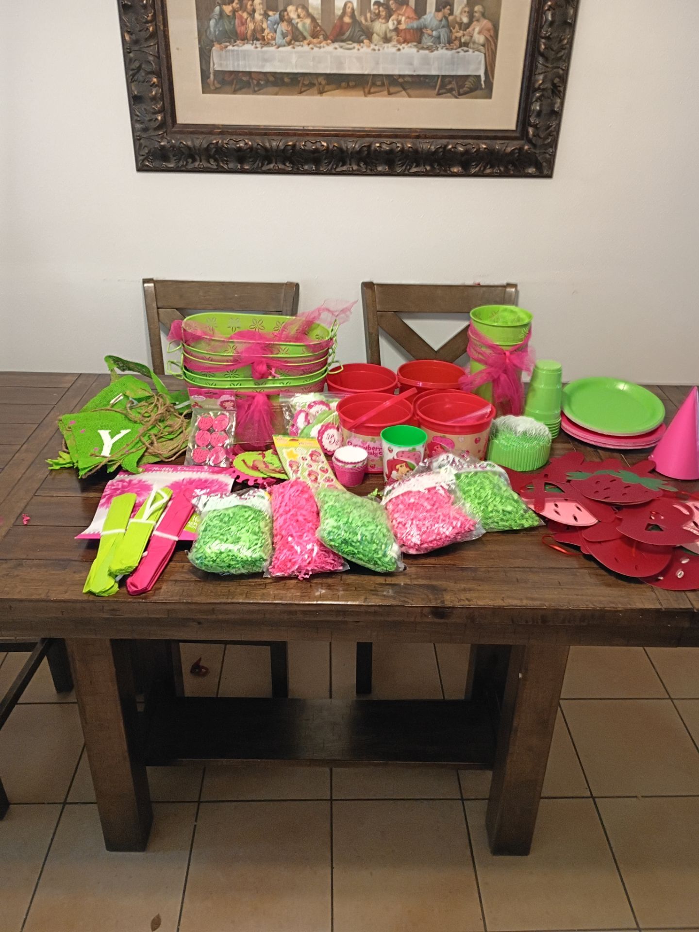 Strawberry shortcake party supplies