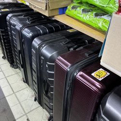 Suitcases 🧳 Sets/Single🙈‼️🔥Take yours 🌏🔥