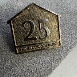 The Diet Workshop Pin 25 Numbers Etched Silver Tone