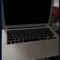 MacBook 13 Inch Air 