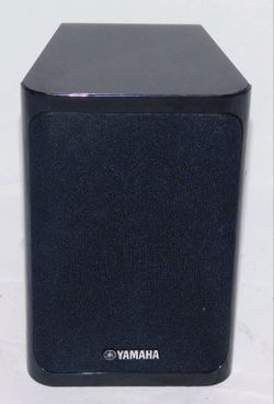 Yamaha Speakers Set Of 4