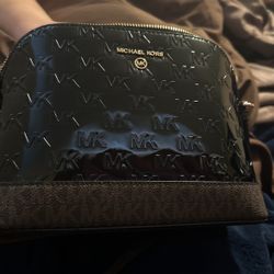 Micheal Kors Hand Bag