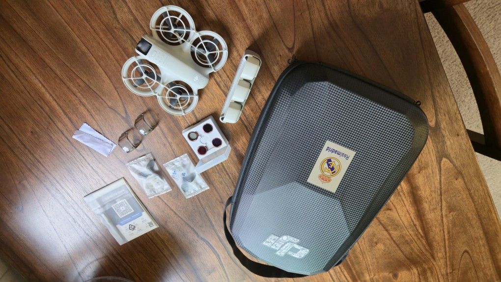 DJI Neo Fly Combo