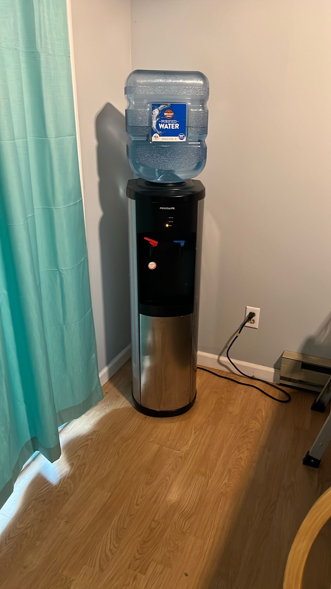 Frigidaire Water Cooler