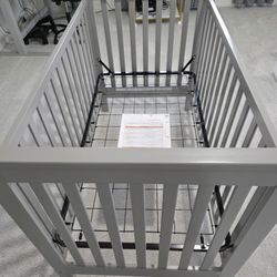 Like New Delta Adley 3-in-1 Crib (Assembled & Never Used!)