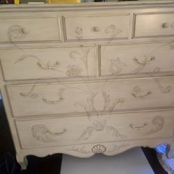 Ethan Allen Chest Of Drawers