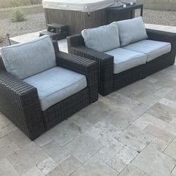 Wicker couch and chair