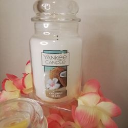 Yankee Candle Large 22 oz. Coconut Beach 