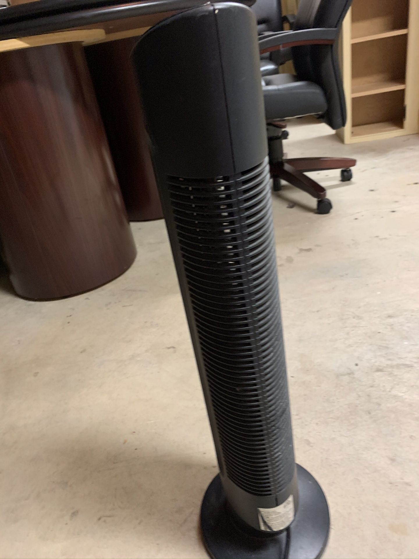 AC unit with humidifier