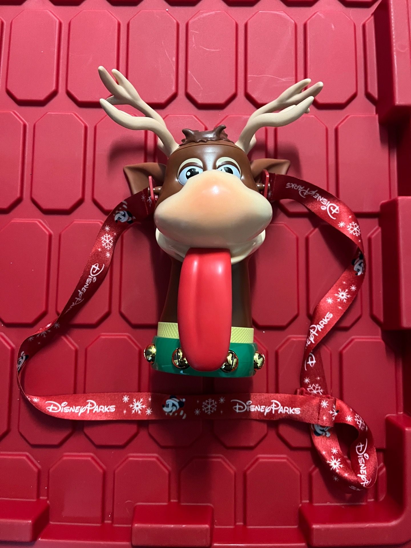 Disneys raindeer Christmas sipper