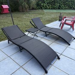 Pool Lounge Chairs