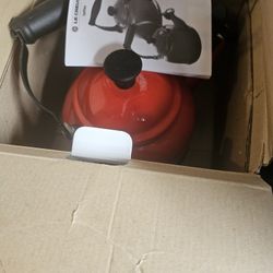 Kettle Le CrEUSET 