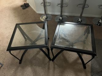 2 End Tables