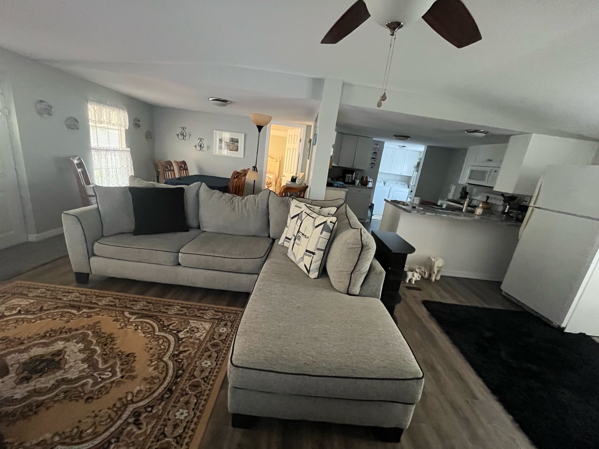 Sectional couch