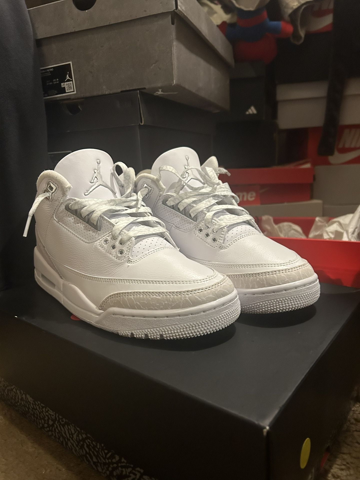 Jordan 3s