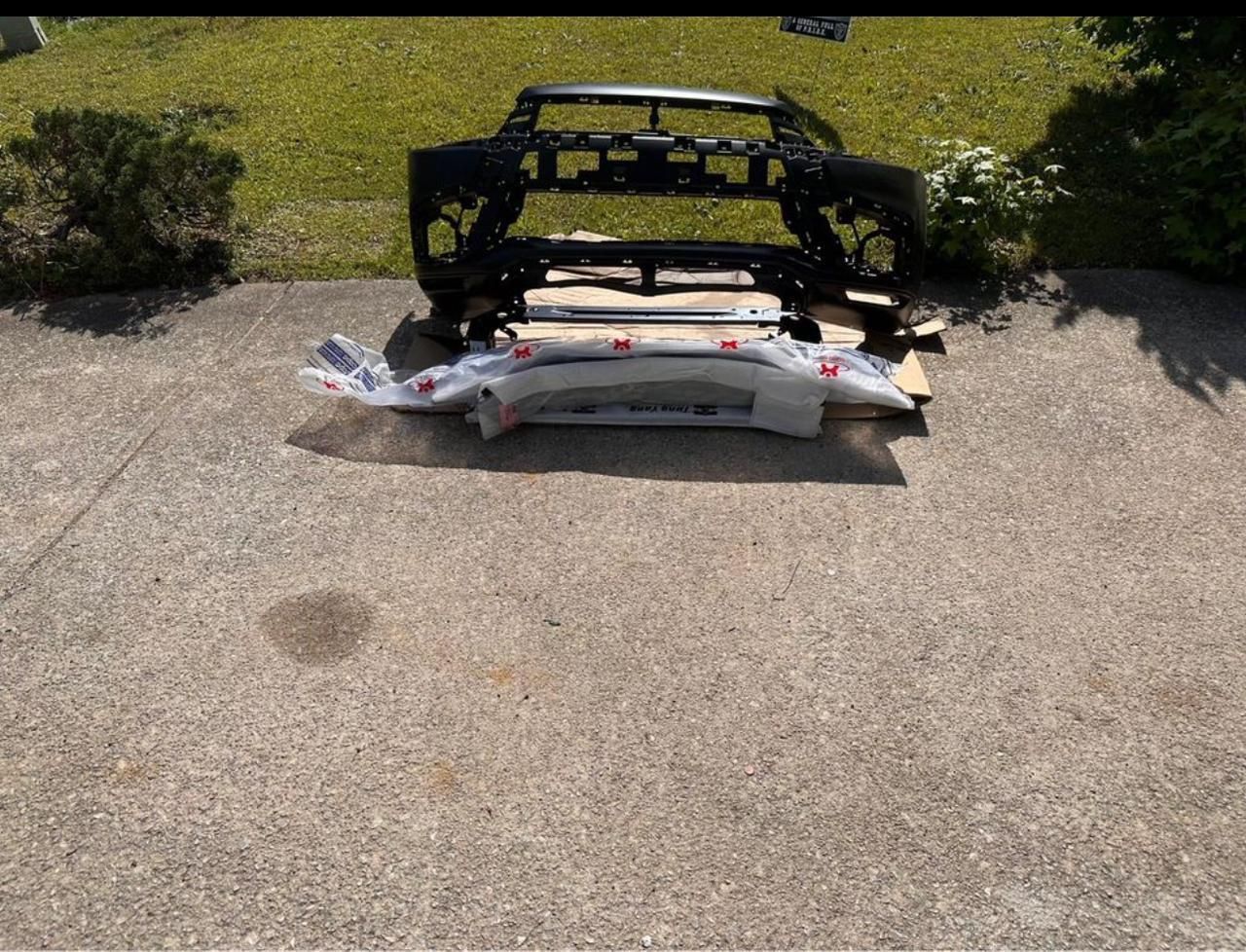2016-2017 Mitsubishi Outlander Sport Front Bumper
