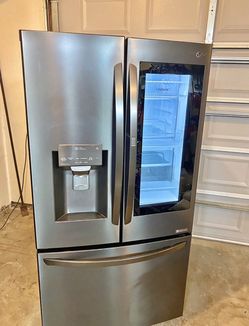 LG Black Matte Instaview Refrigerator