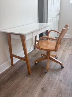 White Top Wood Desk and Chair Set