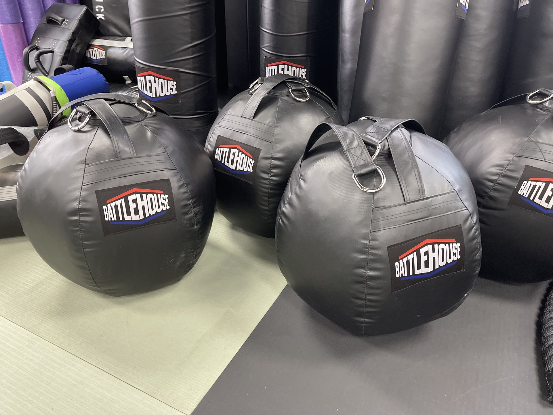 WRECKING BALLS🔹PUNCHING BAGS🔹MMA BOXING GYM EQUIPMENT