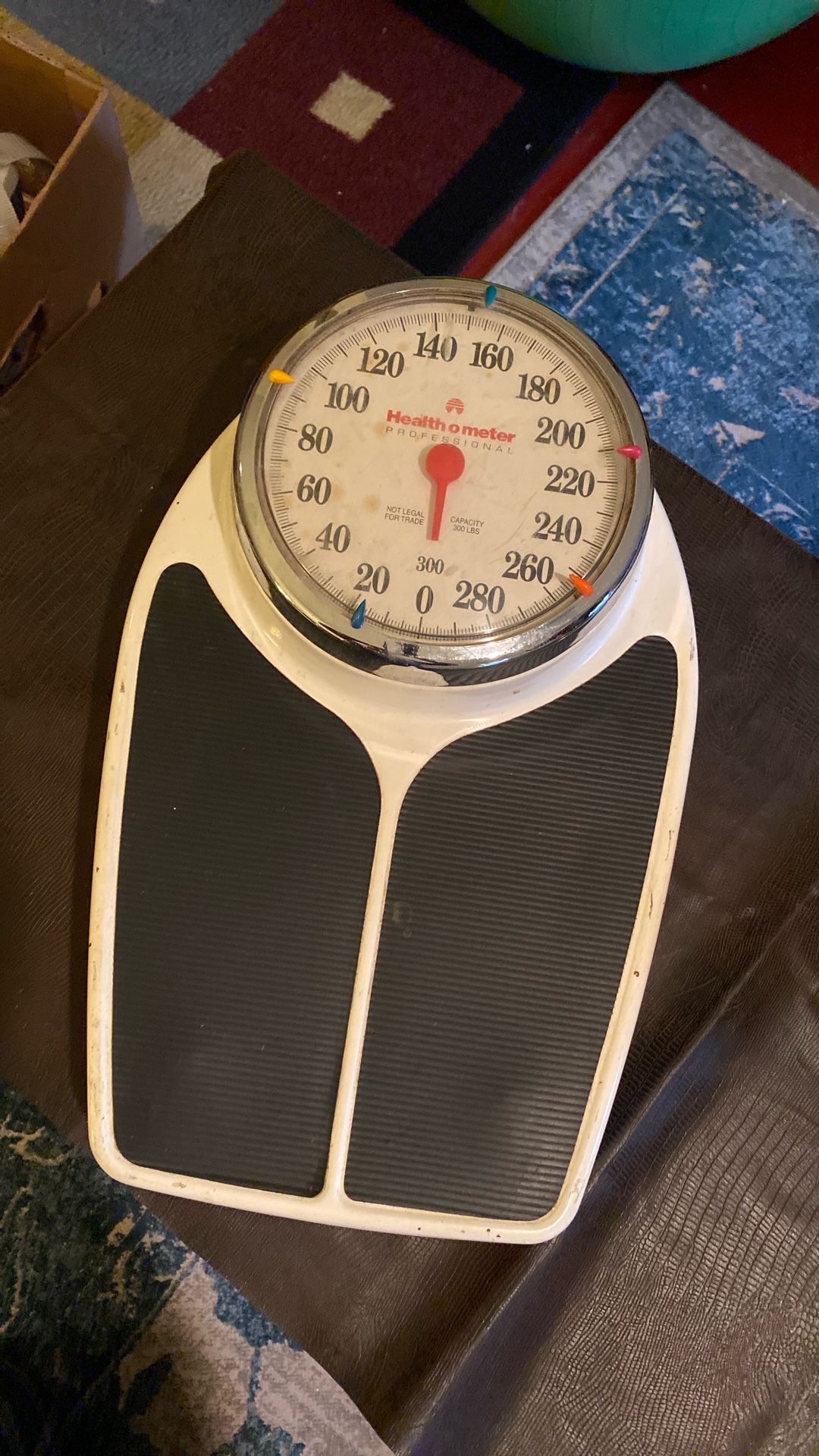 Vintage Health O Meter Professional 300lbs  Big Foot Scale Model 150 w/Markers