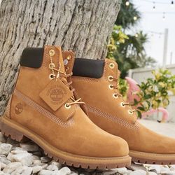 Timberland boots M9,5  W11