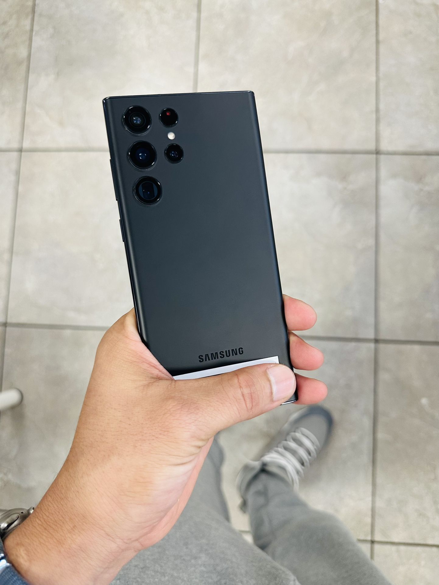 Samsung Galaxy S22 Ultra ATT CRICKET