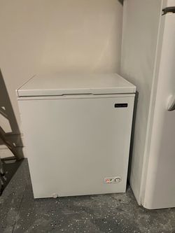 Magic Chef White Chest Freezer