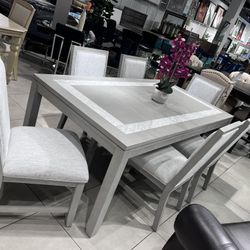 Beautiful Dining Set 🔥 Take It Home With Only $50 Down 