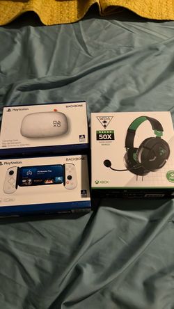3 in 1 play station back bone with turtle beach headset