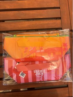 Trader Joe’s Insulated Lunch Bag Bundle