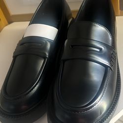 boys Shoes Size 6.5( $15 Only)