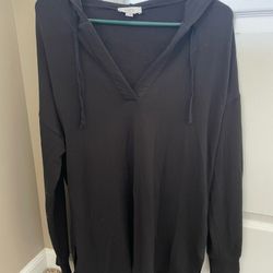Women’s Long Sleeve Top-Size Medium