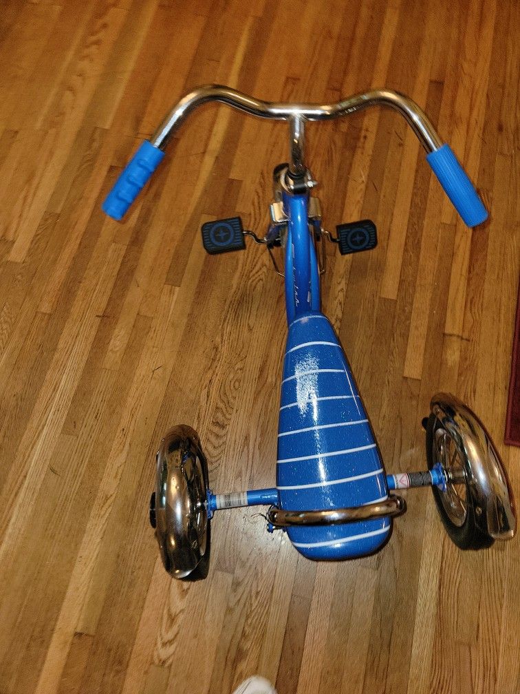 Tricycle