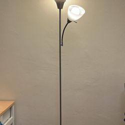 2-head Floor Lamp