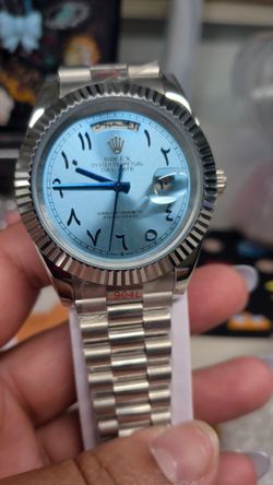 Mens watch