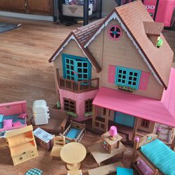 Li'l Woodzeez Toy House with Furniture Critters - Honeysuckle Hillside Cottage