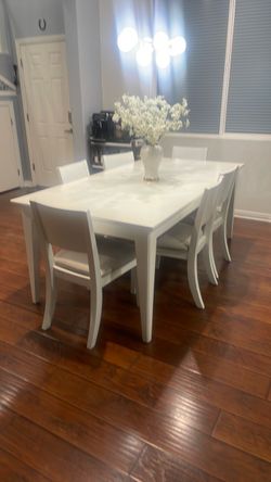 Dinning set 7 pieces