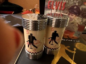 Elvis Collectible Items