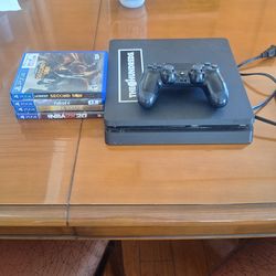 PS4 slim