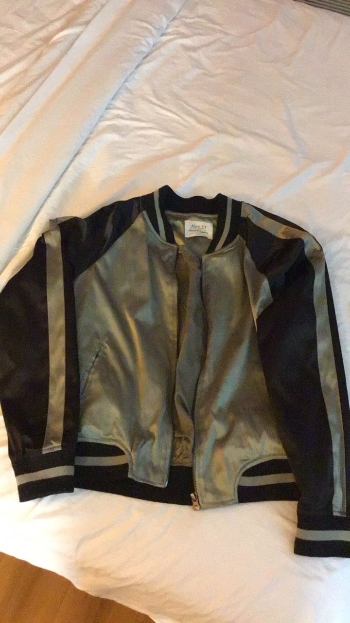 ASHLEY BY 26 International downtown collection Women’s Small