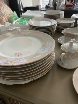 Mikasa Charisma Beige Fine China – 70+ Piece Set