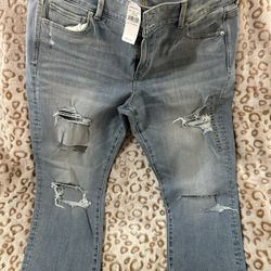 American Eagle Crop Jeans
