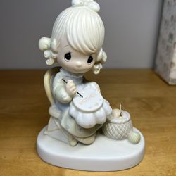 Precious Moments Mother Sew Dear Porcelain Figurine 1979 Jonathan David Boxed