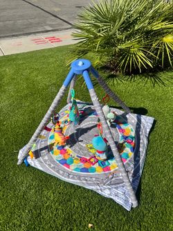 Baby Activity Play Gym Mat with Hanging Toys