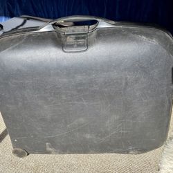 Vintage Samsonite Oyster Shell Rolling Suitcase w/ Combo Lock