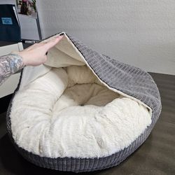 Plush Pet Bed