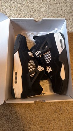 Jordan 4 10