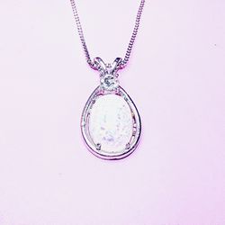 Brand New OPAL 925 Sterling Silver Pendant Necklace 