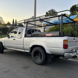 Universal Truck Rack